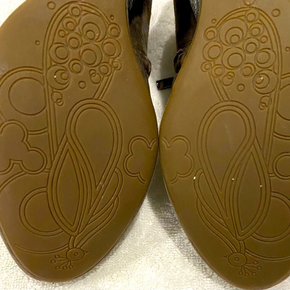 Women’s Clark’s Artisan Brown Leather Zip Ankle Boot Bootie Wedge Heel Shoes 7 M - Picture 11 of 11